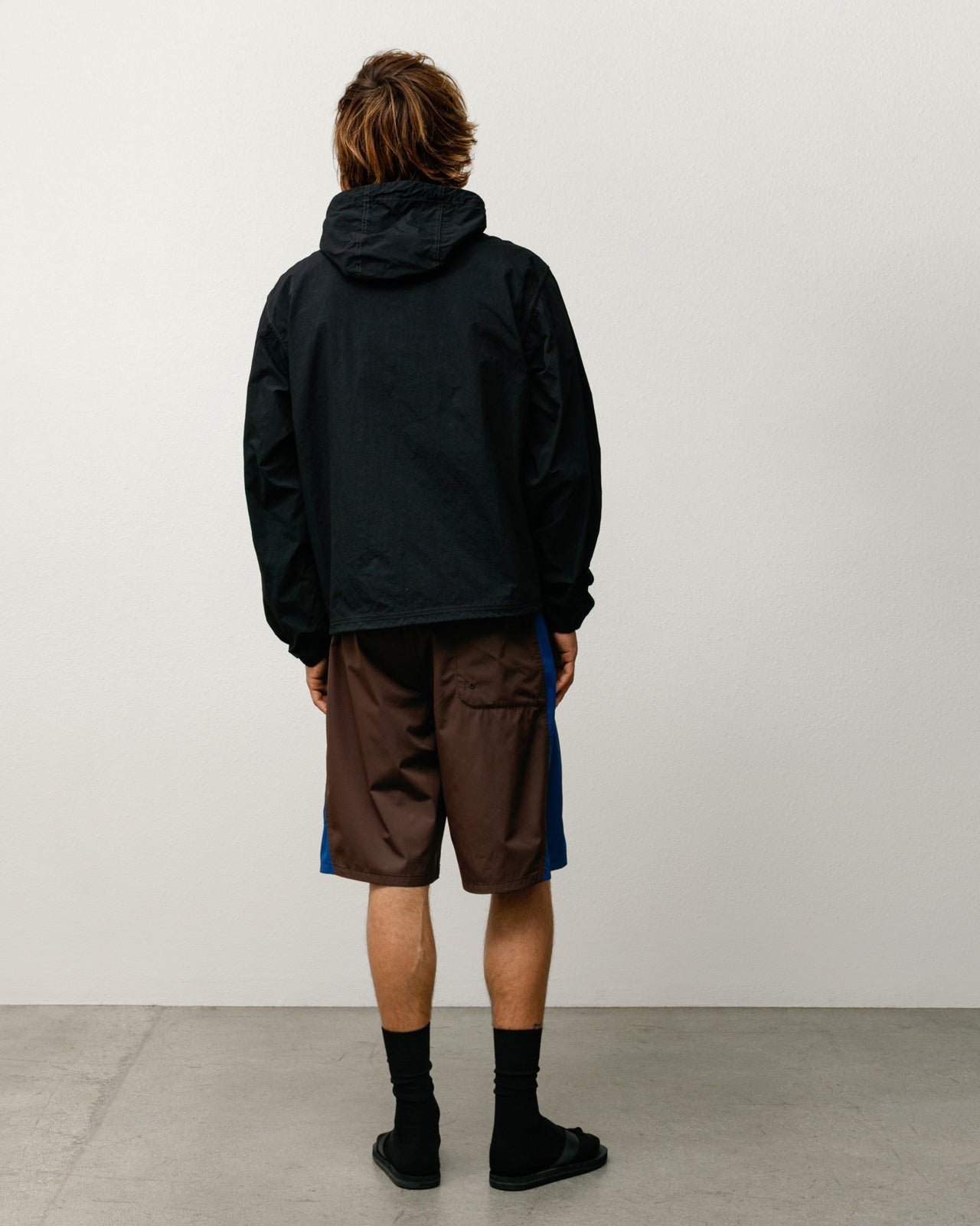 LIGHTWEIGHT HOODED JACKET back view